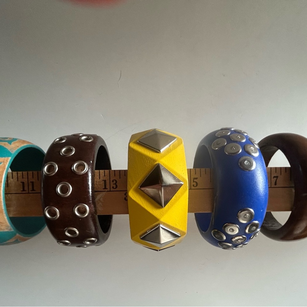 Stylish Multicolor Bangle Set - Picture 2 of 16